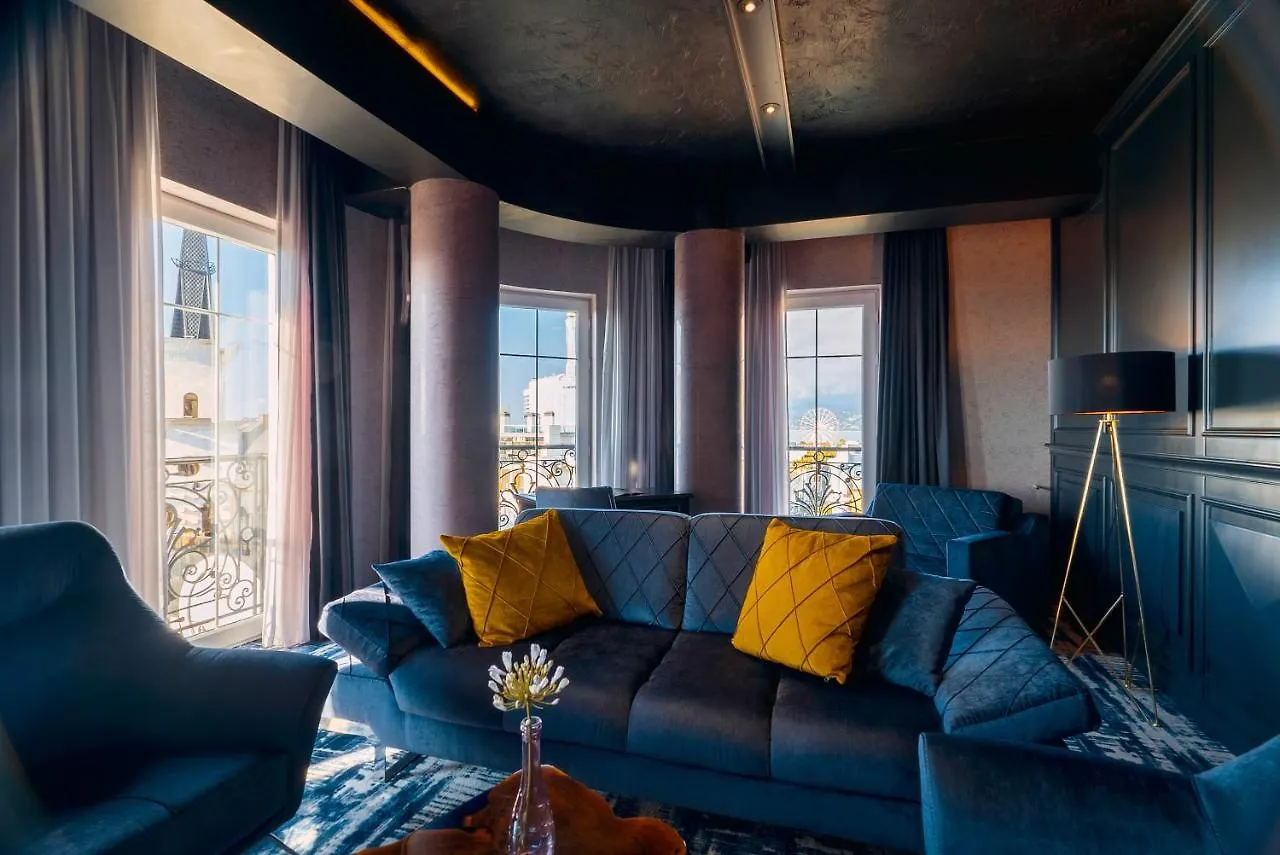 Tapis Rouge Design Boutique Hotel Batumi