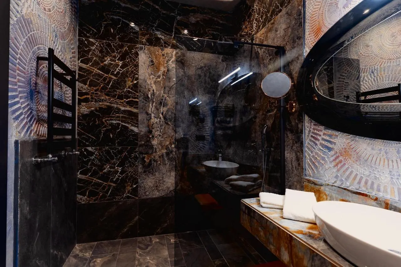 Tapis Rouge Design Boutique Hotel Batumi 5*,  Georgien