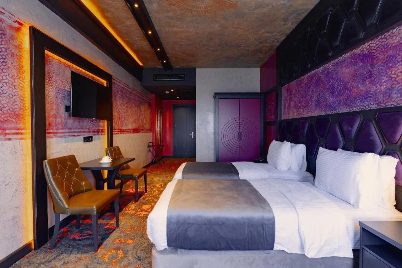 Tapis Rouge Design Boutique Hotel Batumi