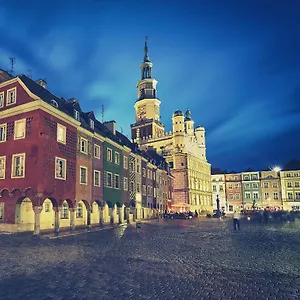 Sleep In & Stary Rynek , Poznan Polonia